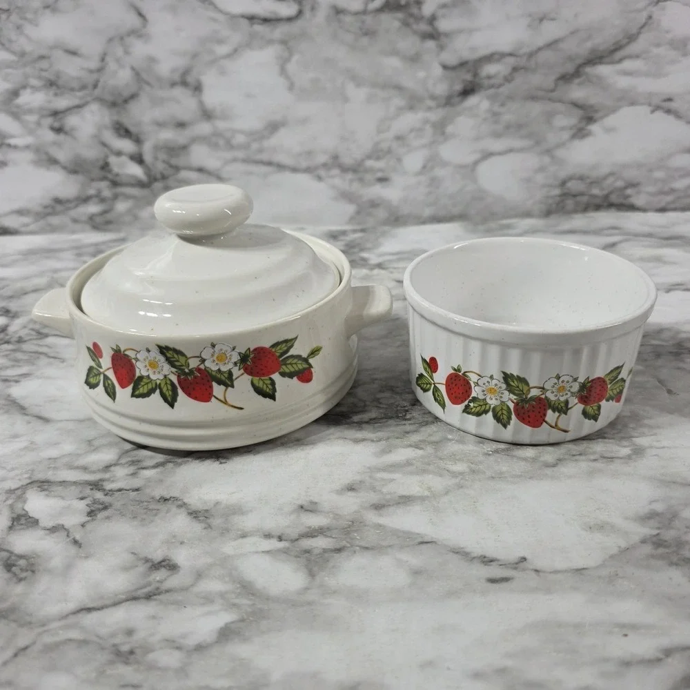Sheffield strawberries n cream stoneware small vintage crock w/ lid & bowl read